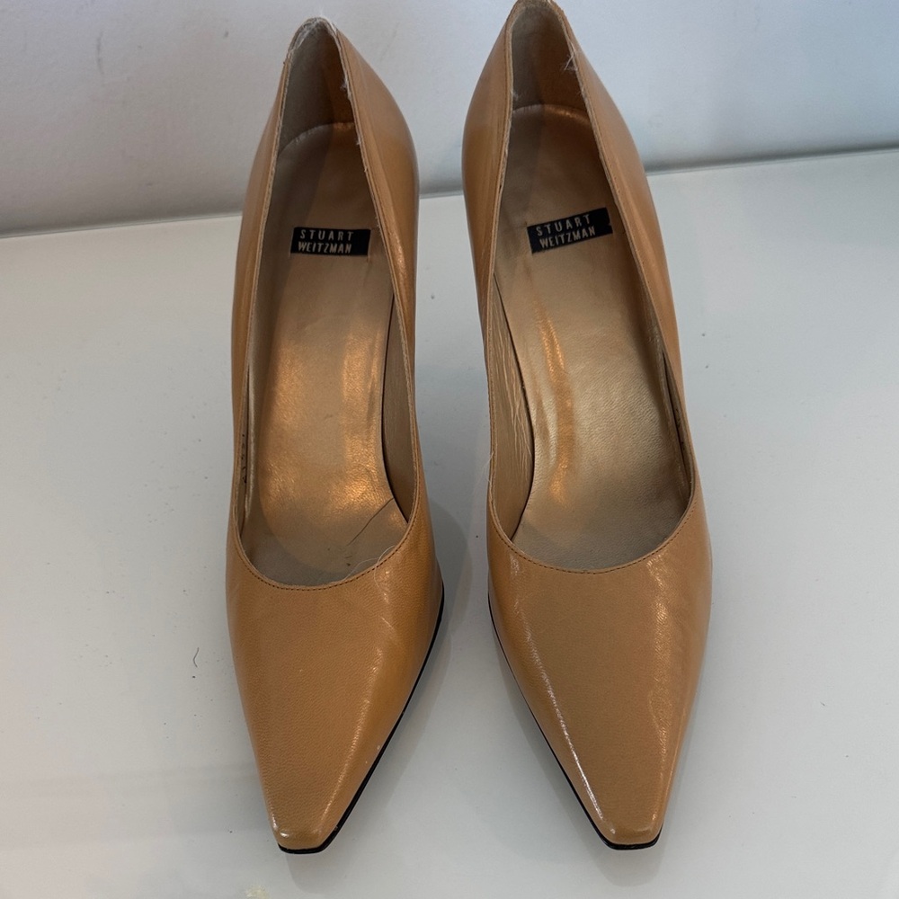 Stuart Weitzman Leather Pumps Neutrals Pointed Toes SZ 7.5 New No box